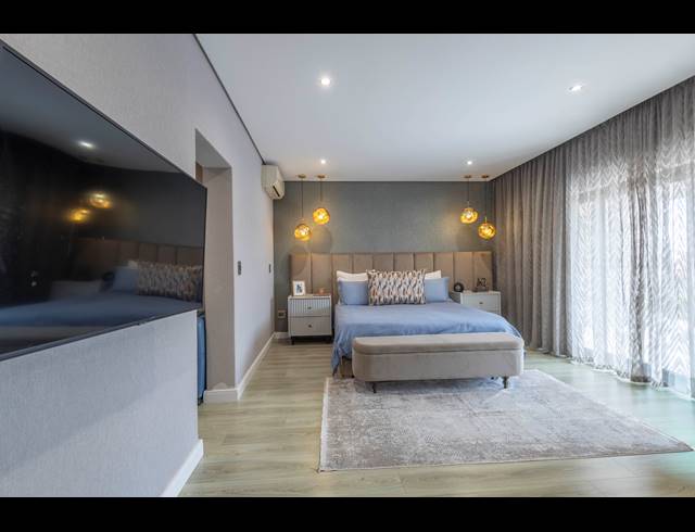 5 BEDROOM HOUSE FOR SALE IN IZINGA